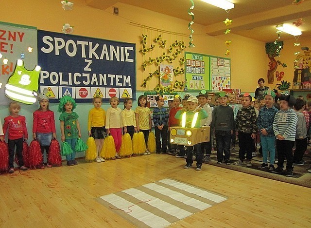 Policjantki z Brzozowa odwiedziły przedszkolaków