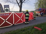 Wypadek śmiertelny w Ciechanowicach na Dolnym Śląsku. Nie żyje kierowca osobówki