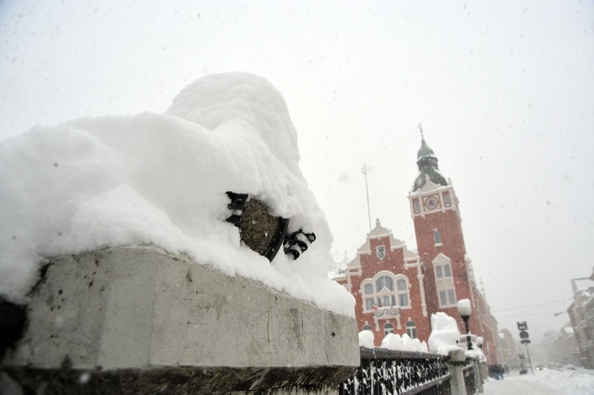 Zima w Słupsku: Zasypało ulice Słupska [ZDJĘCIA]