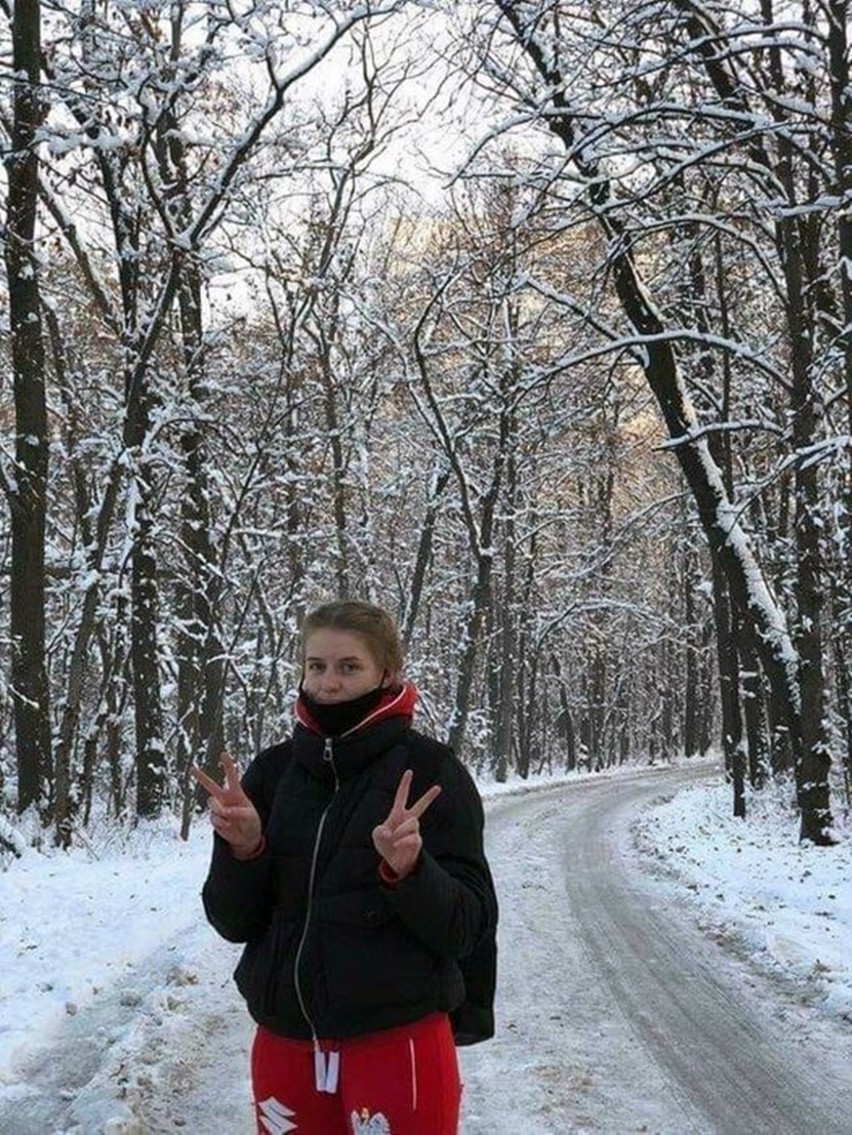 Boks. Julianna Rutkowska ze Sportów Walki Piła wicemistrzynią Europy kadetek! Obejrzyjcie zdjęcia