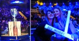 Emocje i pełna hala na finałowym meczu IEM Katowice 2023! Zobacz zdjęcia publiczności w Spodku