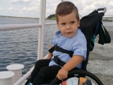 Nieuleczalna choroba trzyletniego Kubusia z Rybnika. Pomóc mu może platforma wibracyjna. Zbiórka na rzecz chłopca ruszyła