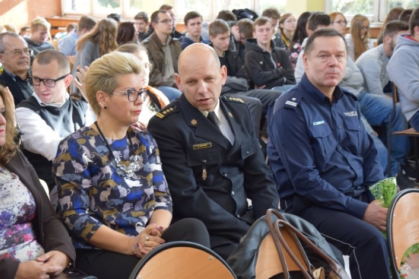 Nowy Dwór Gdański. Święto Edukacji Narodowej było głównym...