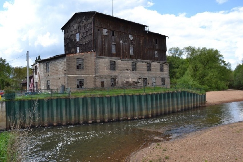 Rozbierają młyn w Krzepicach