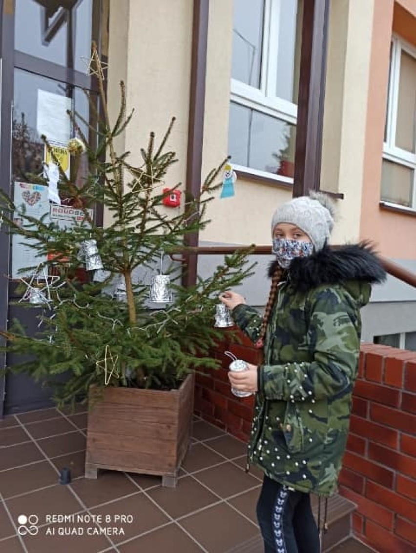 Pleszewska Trójka stroi się na Boże Narodzenie