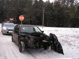 Wypadek w Podnowince. Auto zderzyło się z pociągiem [zdjęcia]