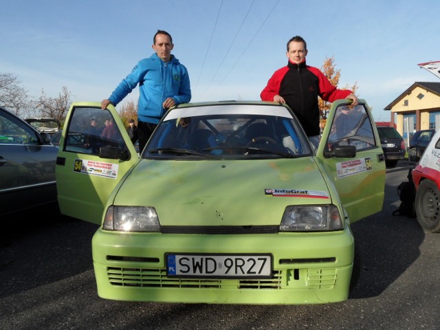 Marcin i Leszek Grzonka z Rydułtów wystartowali w rajdzie samochodowym w Żorach