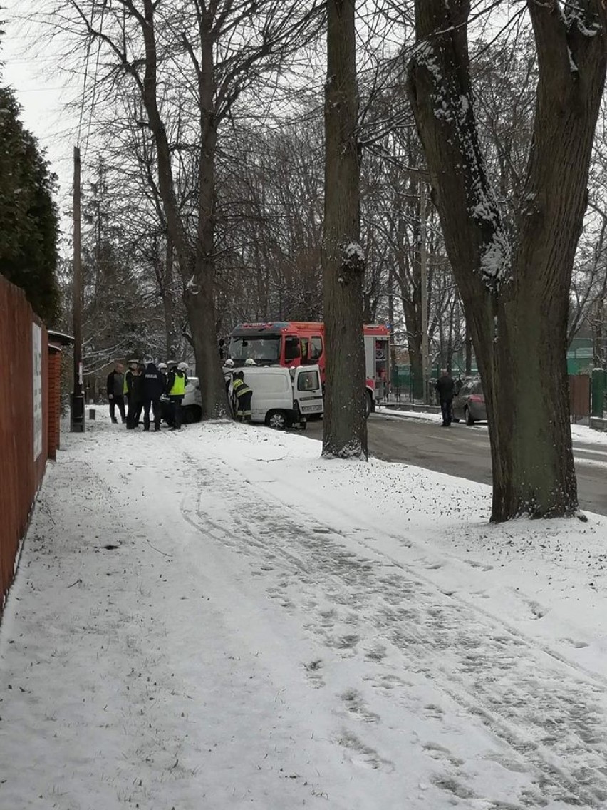 Do obu zdarzeń doszło w sobotę po południu na ulicach Kęt