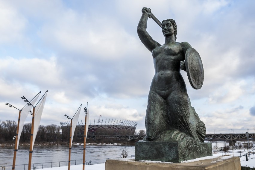 Gotowe bulwary wiślane wciąż za płotem. Prawdopodobnie poczekamy na nie do lutego [ZDJĘCIA]