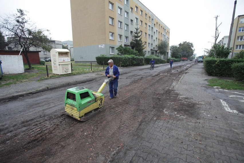 Zapadła się ul. Leszczynowa w Zabrzu-Zaborzu, zdjęcia