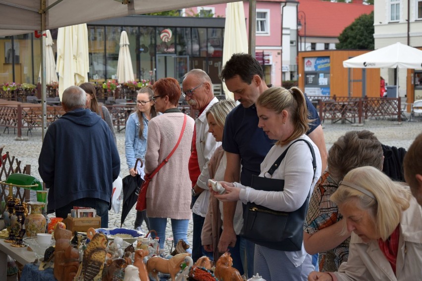 VII Pchli Targ na sieradzkim Rynku. Część pierwsza