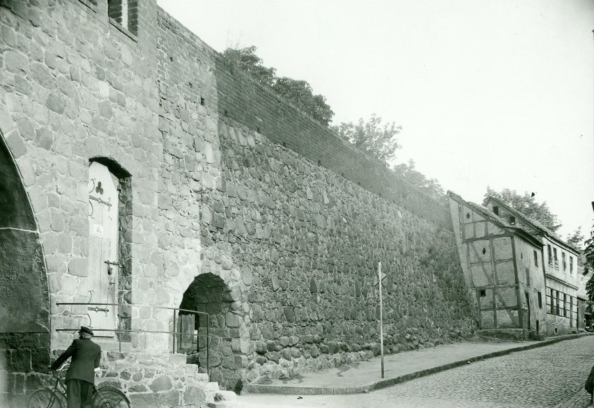Stargard, mury obronne przy Bramie Pyrzyckiej, 1936 rok