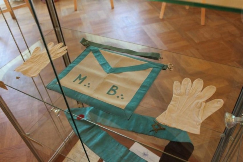Masoniki prezentowane w Muzeum Ziemiaństwa w Dobrzycy