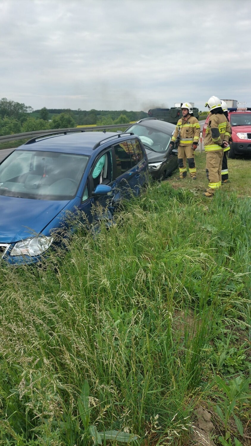 Wypadek dwóch samochodów w Okoninie, na trasie Grudziądz -...