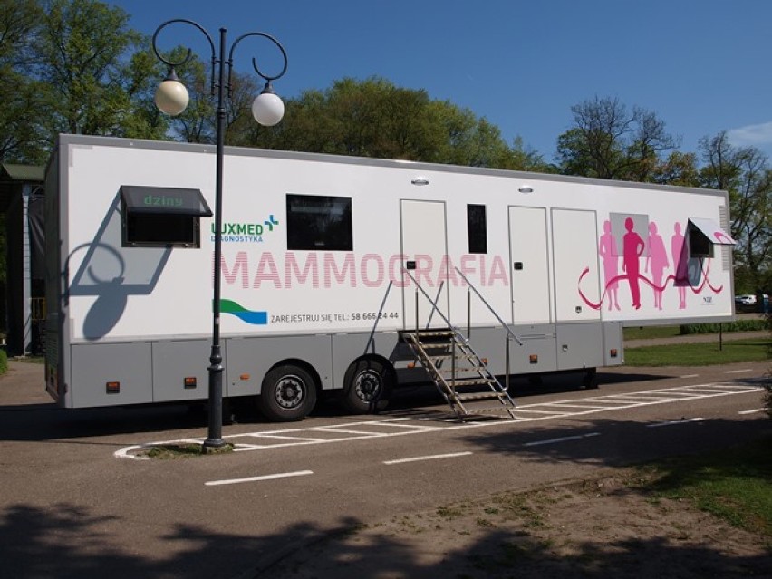 Mammobus stanie przy Klifie w Gdyni. Od poniedziałku [JAK się zarejestrować?]