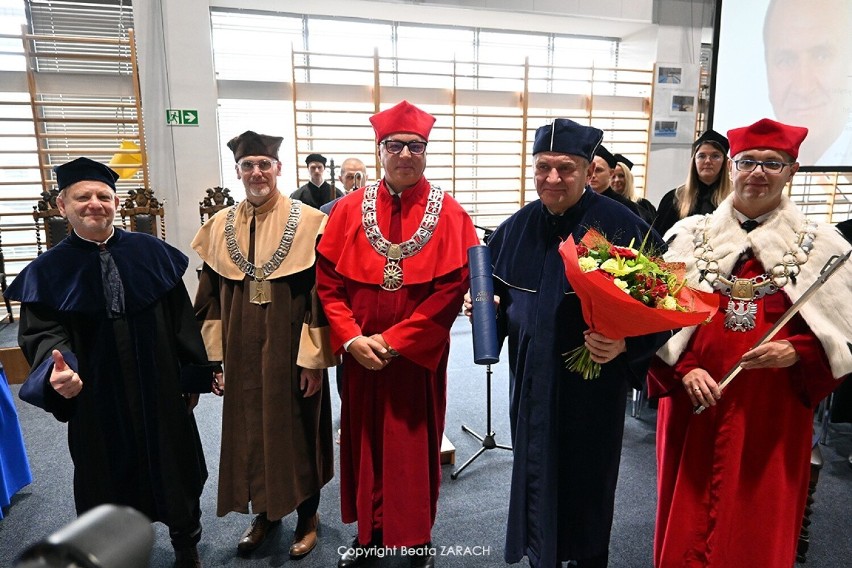 Andrzej Kraśnicki dołączył do wybitnego grona. Został 12. doktorem honoris causa Akademii Wychowania Fizycznego i Sportu w Gdańsku