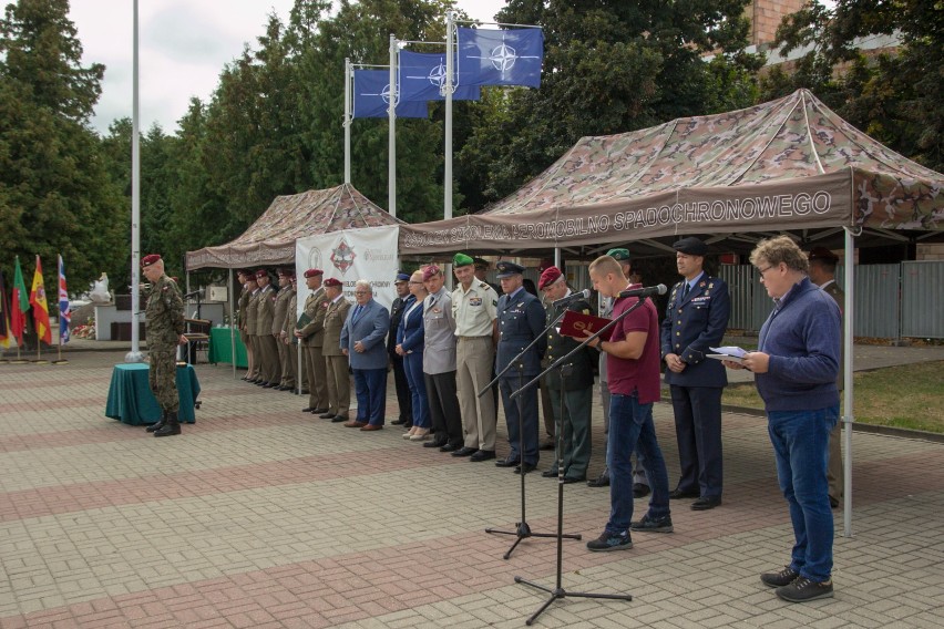 Polscy żołnierze bezkonkurencyjni w XXXVIII Międzynarodowym Wieloboju Spadochronowym [FOTO, WIDEO!]