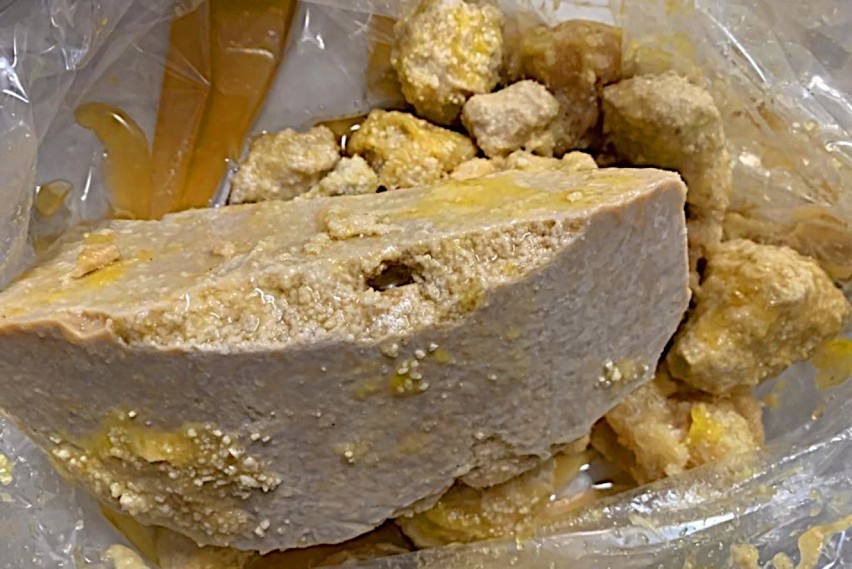 Gdynia: Kokaina warta trzy miliardy złotych zabezpieczona w jednym z magazynów. Była ukryta w ananasach, do Polski trafiła z Ekwadoru