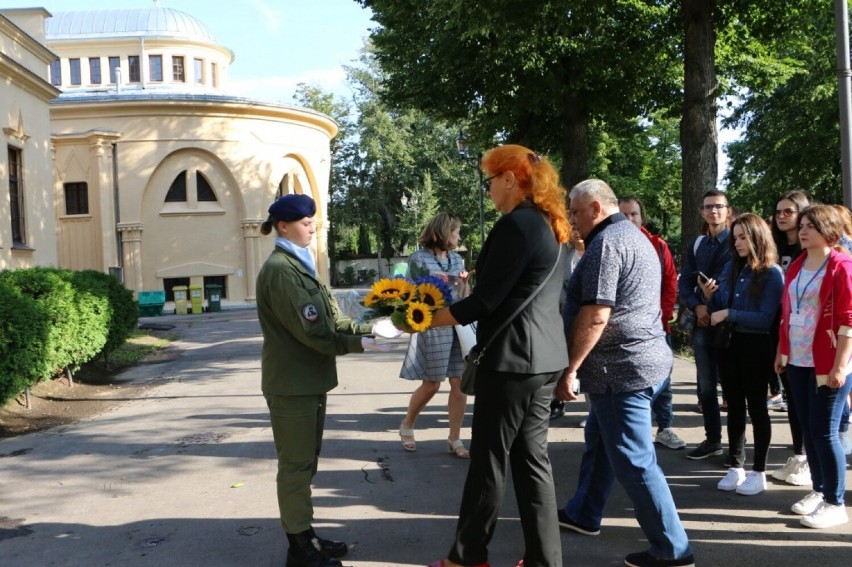 Legnica: 84. rocznica wybuchu II Wojny Światowej, uroczystość na cmentarzu