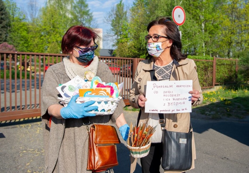 Radni wspierają personel bytomskiego domu pomocy społecznej....