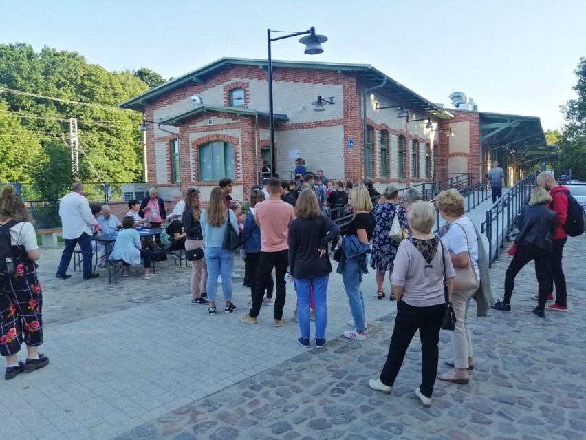 Kolejka po emocje. "Stacja świadek" w goleniowskiej Rampie