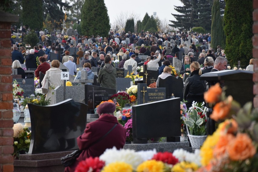 Dzień Wszystkich Świętych w Kraśniku (ZDJĘCIA)