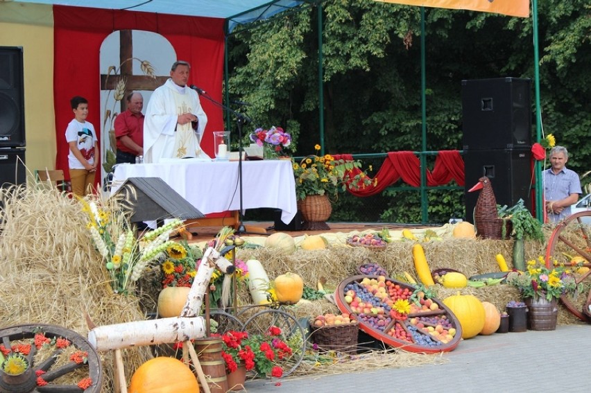 Dożynki w Górnych Grądach.