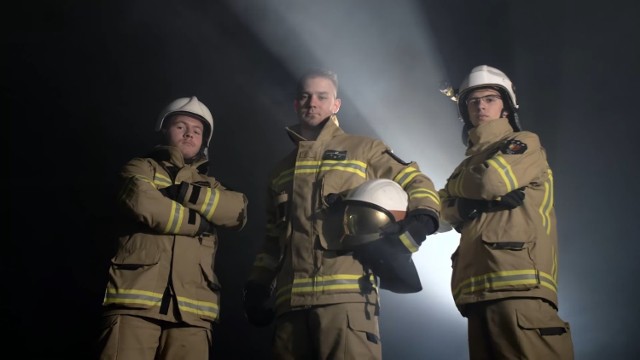 Strażacy z OSP Żory nakręcili spot reklamowy, który zachęca do wstąpienia w ich szeregi i pokazuje codzienność pracy strażaka-ochotnika.