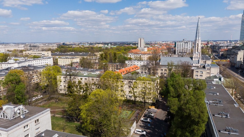 Muranów na gruzach historii. Powojenne "szybkościowce" i spektakularne osiedle dla tysięcy osób