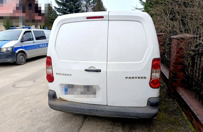 31-latek z Gdyni ukradł samochód na terenie Gdańska....