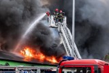 Poznań: Pożar hali produkcyjnej na Naramowicach. Znamy przyczynę i straty