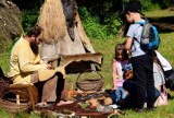 Warsztaty archeologiczne „Żelazne korzenie” w Starachowicach, czyli wyprawa do świata starożytnych hutników świętokrzyskich. Zobacz zdjęcia