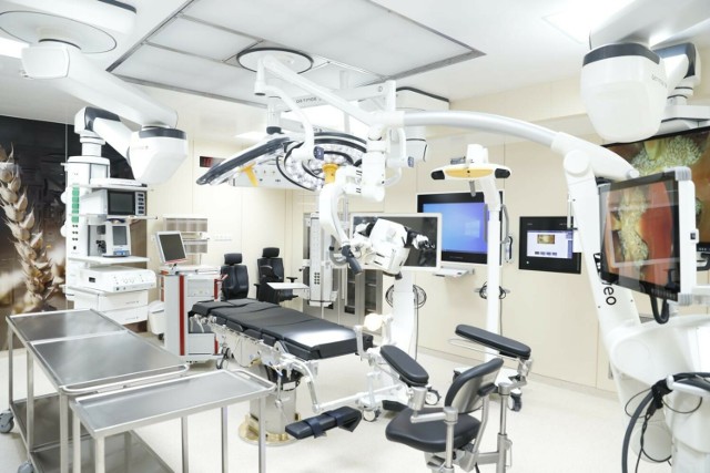 Uroczyste otwarcie zmodernizowanego bloku operacyjnego neurochirurgii w Wojewódzkim Szpitalu Specjalistycznym w Sosnowcu