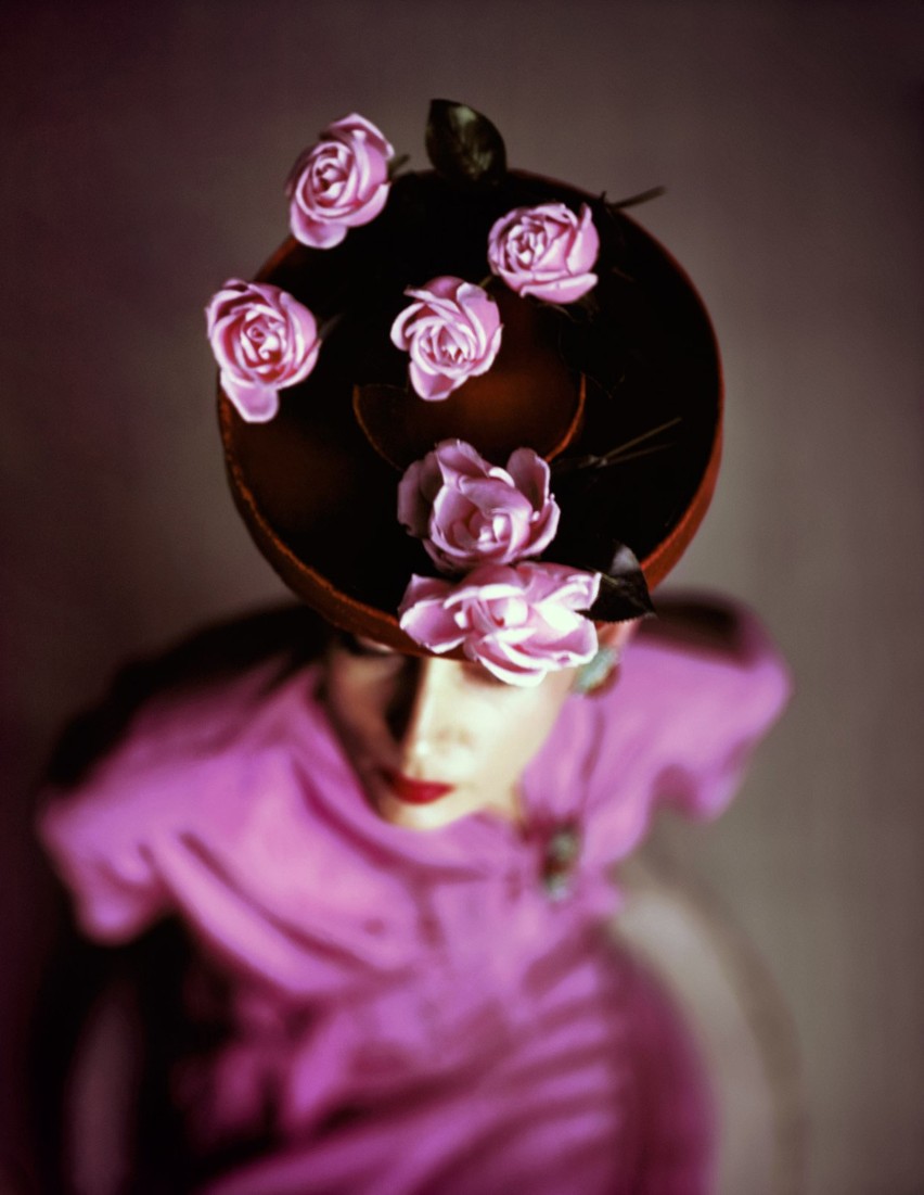 Flower Hat, Roses © John Rawlings, VOGUE Archive Collection, www.lumas.com