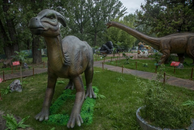 Park DinoWorld znajduje się na Saskiej Kępie