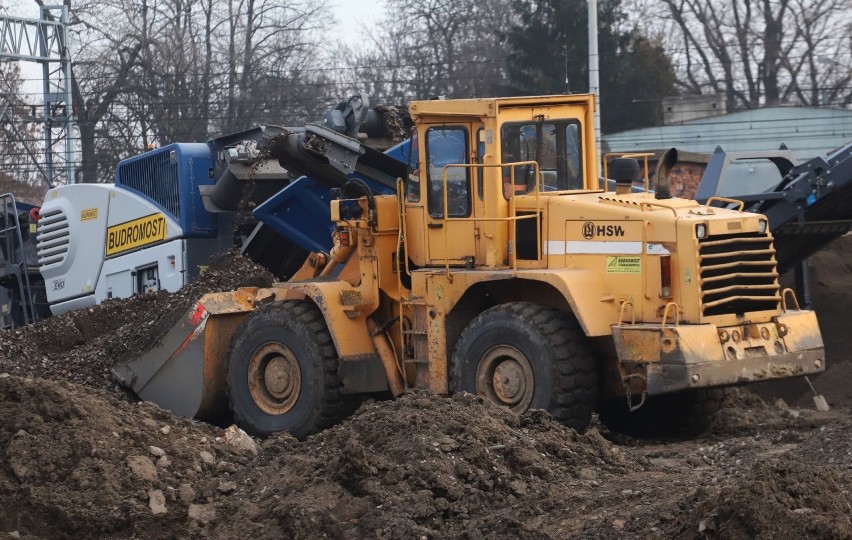 Trwa budowa pierwszego etapu trasy N-S w Radomiu. Zobacz wideo i zdjęcia