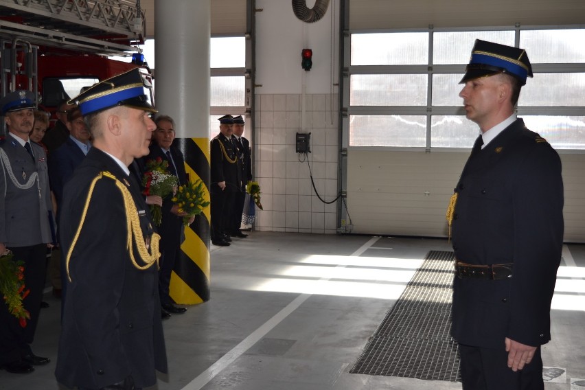 Pożegnanie starego i powitanie nowego komendanta straży pożarnej w Pleszewie