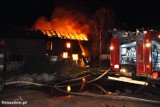 Nocny pożar w Szubinie. Strażacy ewakuowali 30 osób! [zdjęcia]