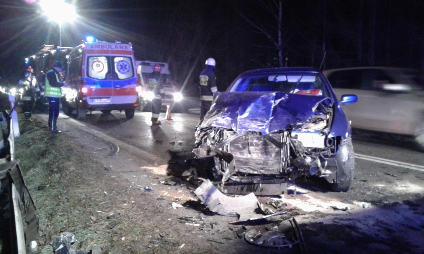 Tragedia na drodze w Zabłędzy koło Tuchowa. Nie żyje 16-latek [ZDJĘCIA]