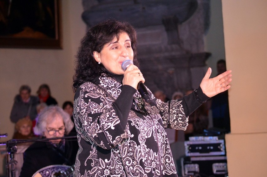 Wyjątkowy koncert Eleni w głogowskim kościele na starówce (ZDJĘCIA/FILMY)