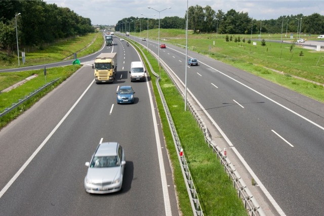 Matka zapomniała o dzieciach i ruszyła autostradą w drogę powrotną (zdjęcie poglądowe).