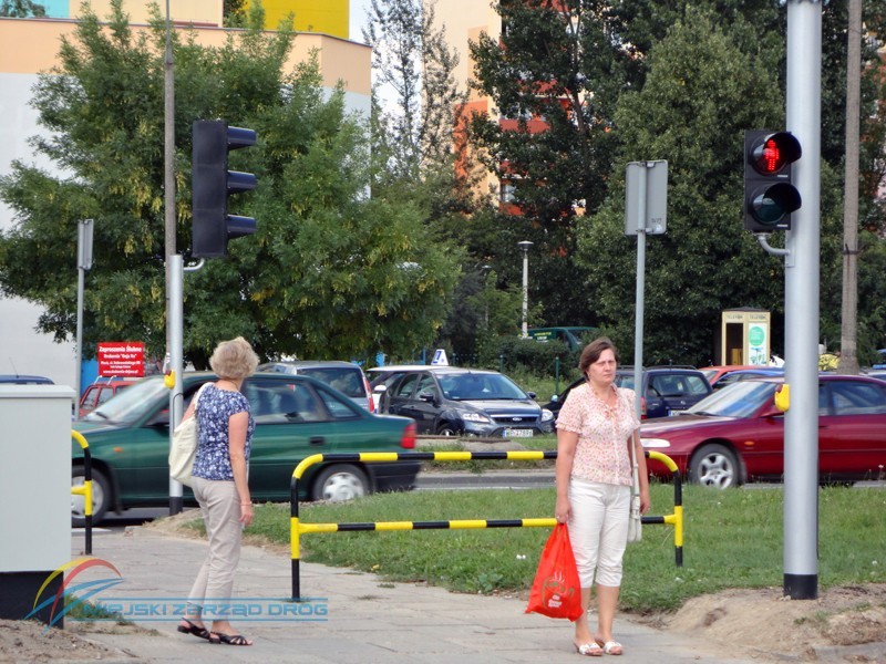 Nowa sygnalizacja świetlna na Al. Piłsudskiego w Płocku [ZDJĘCIA]