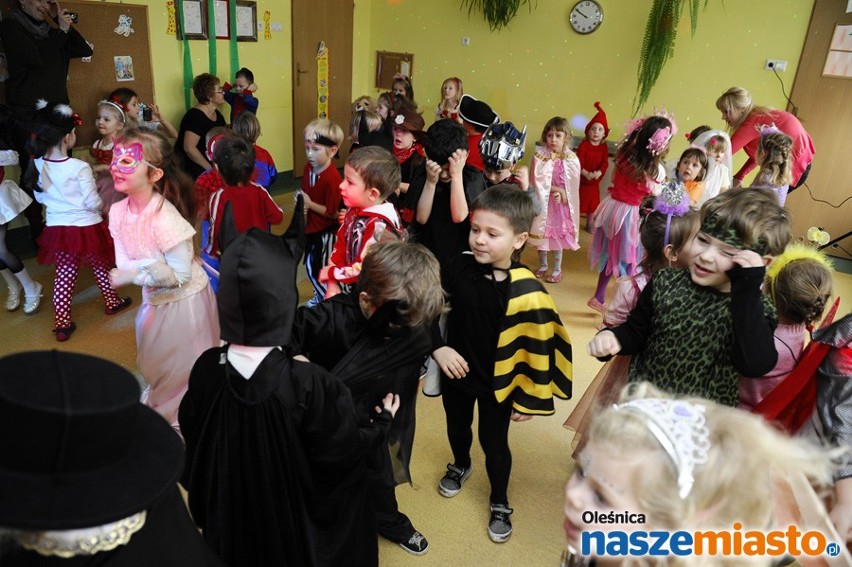 Oleśnica: Dzieci tańczą w karnawale (ZDJĘCIA)