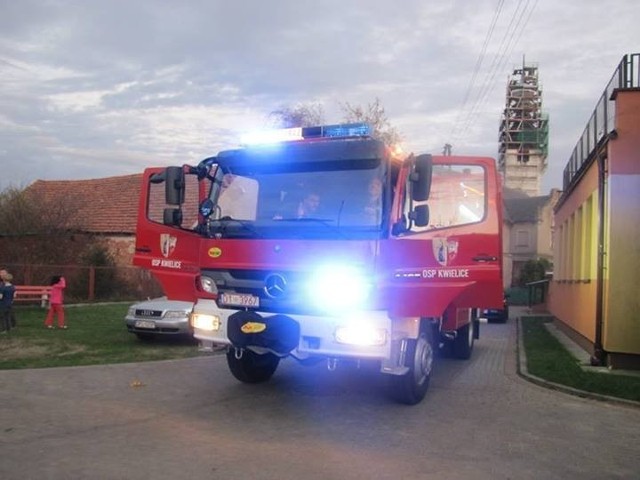 Nowy wóz strażaków z OSP Kwielice