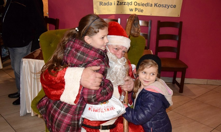 Św. Mikołaj odwiedził dzieci z Koszyc. Każde z nich otrzymało prezenty. Zobaczcie zdjęcia
