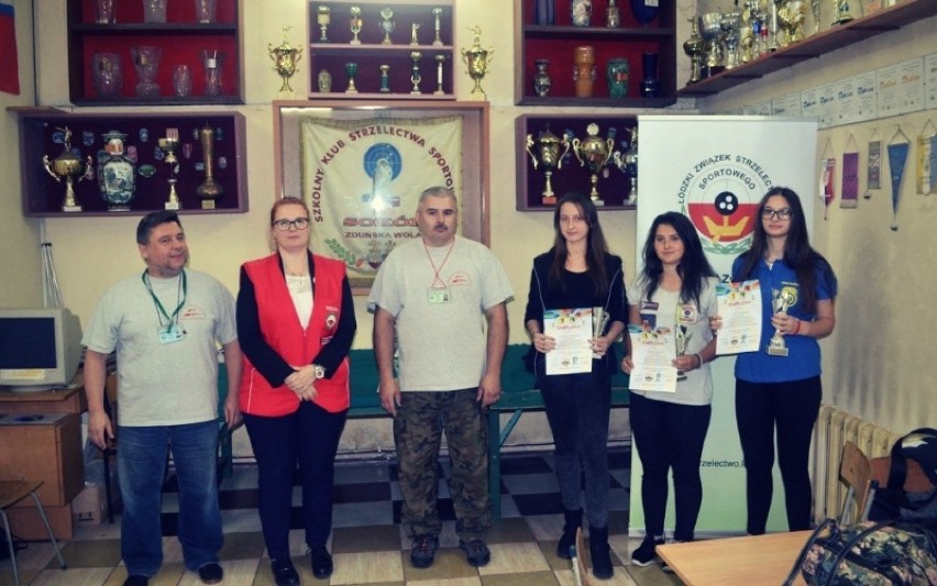 Klub Strzelectwa Sportowego "10-tka" z Radomska z dobrymi wynikami w Zduńskiej Woli 