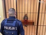 Policjanci z Tarnowskich Gór zatrzymali 26-latka z dwoma listami gończymi. Przed śledczymi schował się w szafie