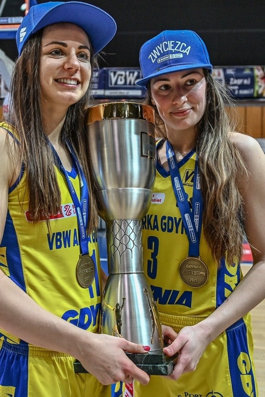 Koszykarki VBW Arki Gdynia zdobyły Puchar Polski! W Arenie Gdynia musiały stoczyć zacięty mecz w finale z CCC Polkowice ZDJĘCIA