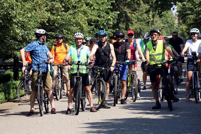 Legnica: Zapisz się na rajd rowerowy i ruszaj do trzech jezior, start 25 czerwca