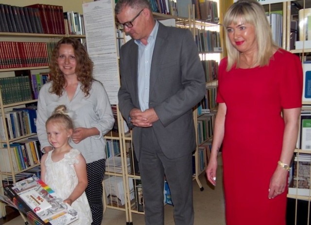 Antonina Gwóźdź w trakcie konkursu przeczytała 48 książek... i odebrała nagrodę.